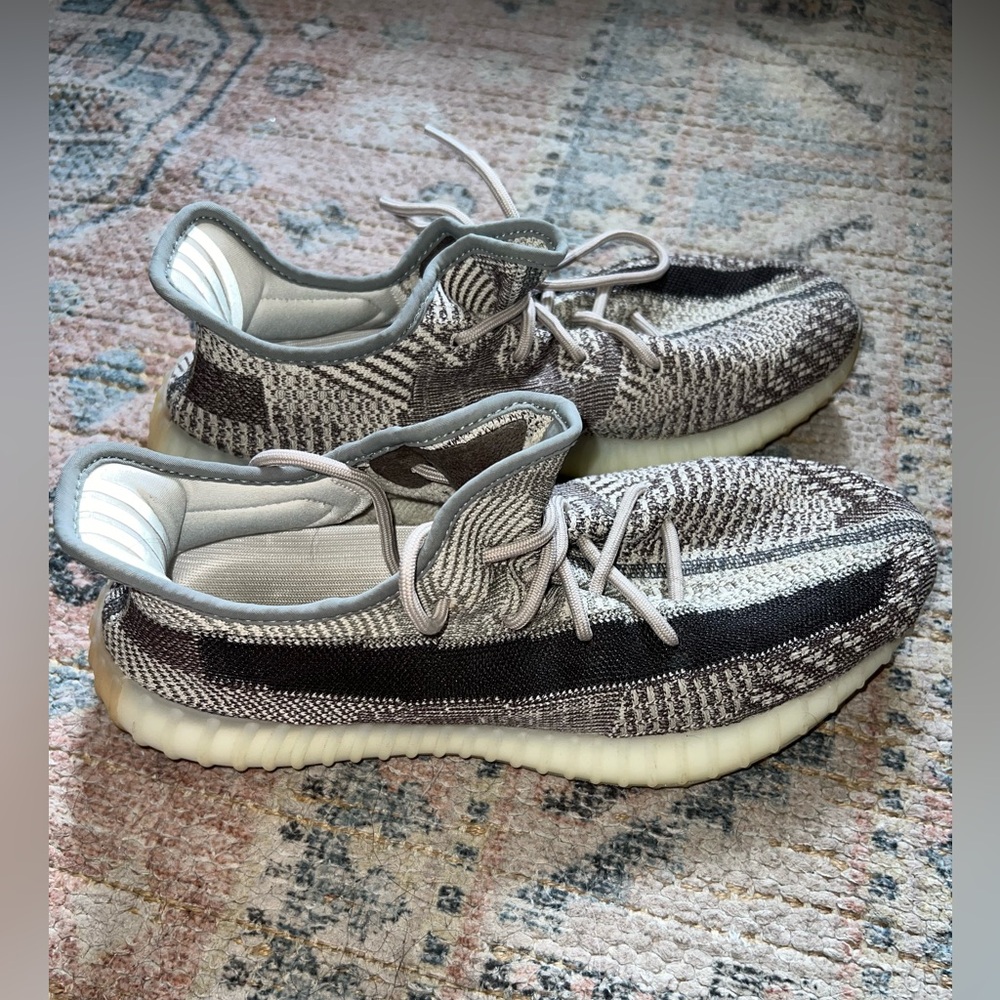 2020 Yeezy Boost 350 V2 zyon